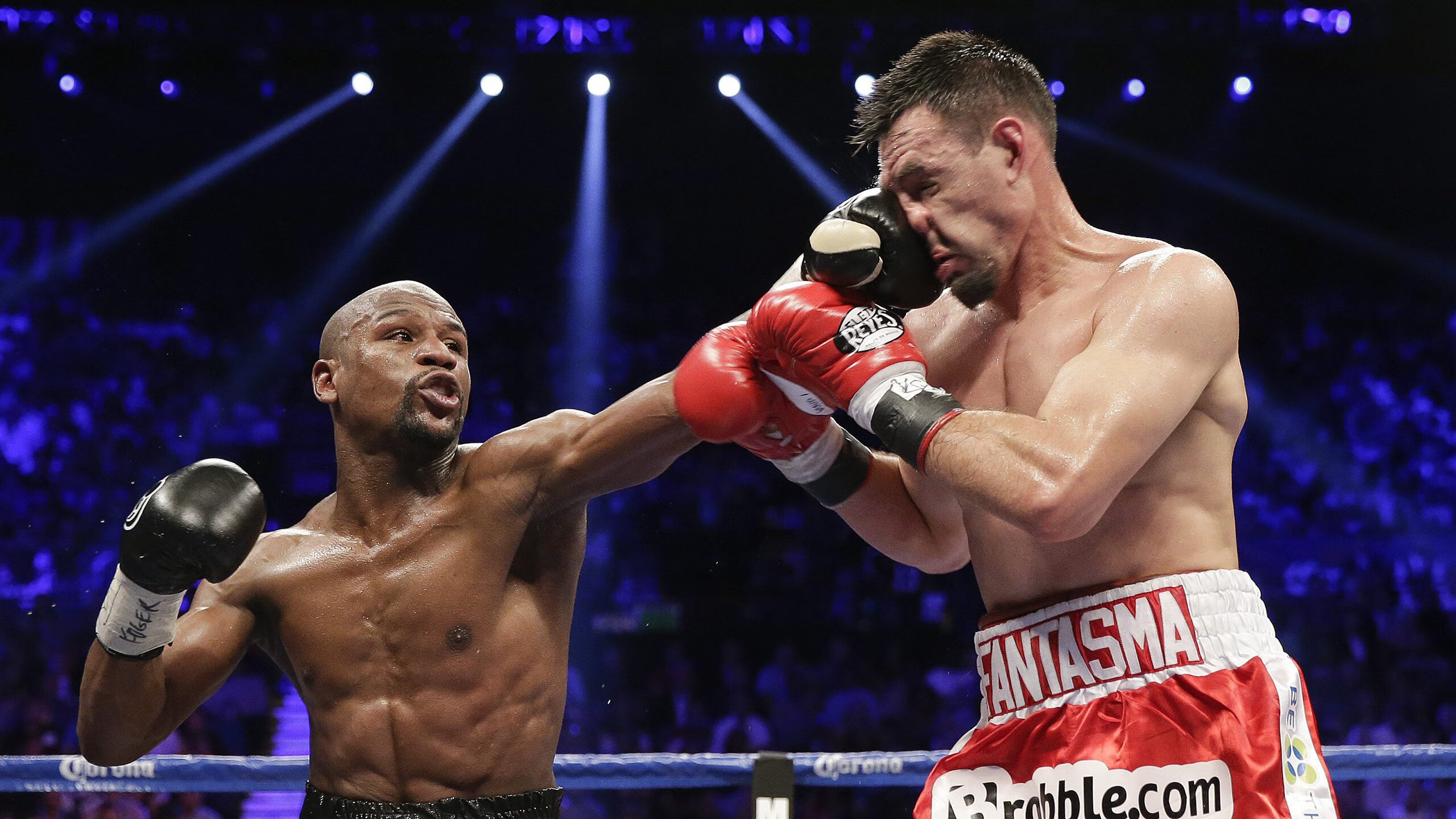 字母哥在FPX比赛中惊险取胜，精彩发挥引发热议！